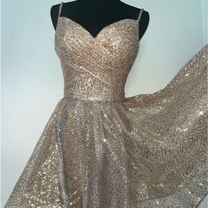 𝐒𝐢𝐳𝐞: 𝟐  |  𝐁𝐫𝐚𝐧𝐝: 𝐓𝐄𝐑𝐀𝐍𝐈 𝐂𝐎𝐔𝐓𝐔𝐑𝐄